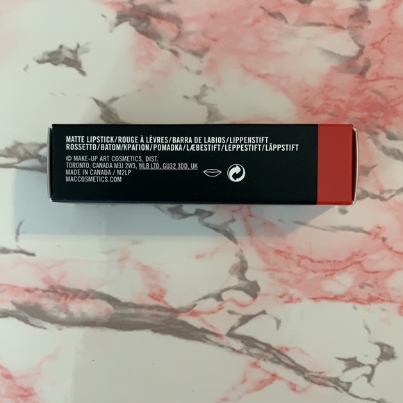 NWT MAC Cosmetics So Chaud Matte Lipstick - Picture 10 of 11